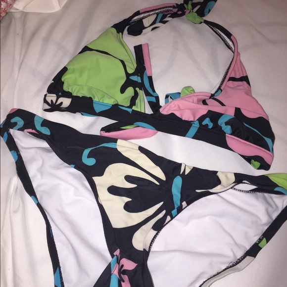 Surf Side Floral Bikini - Picture 1 of 2